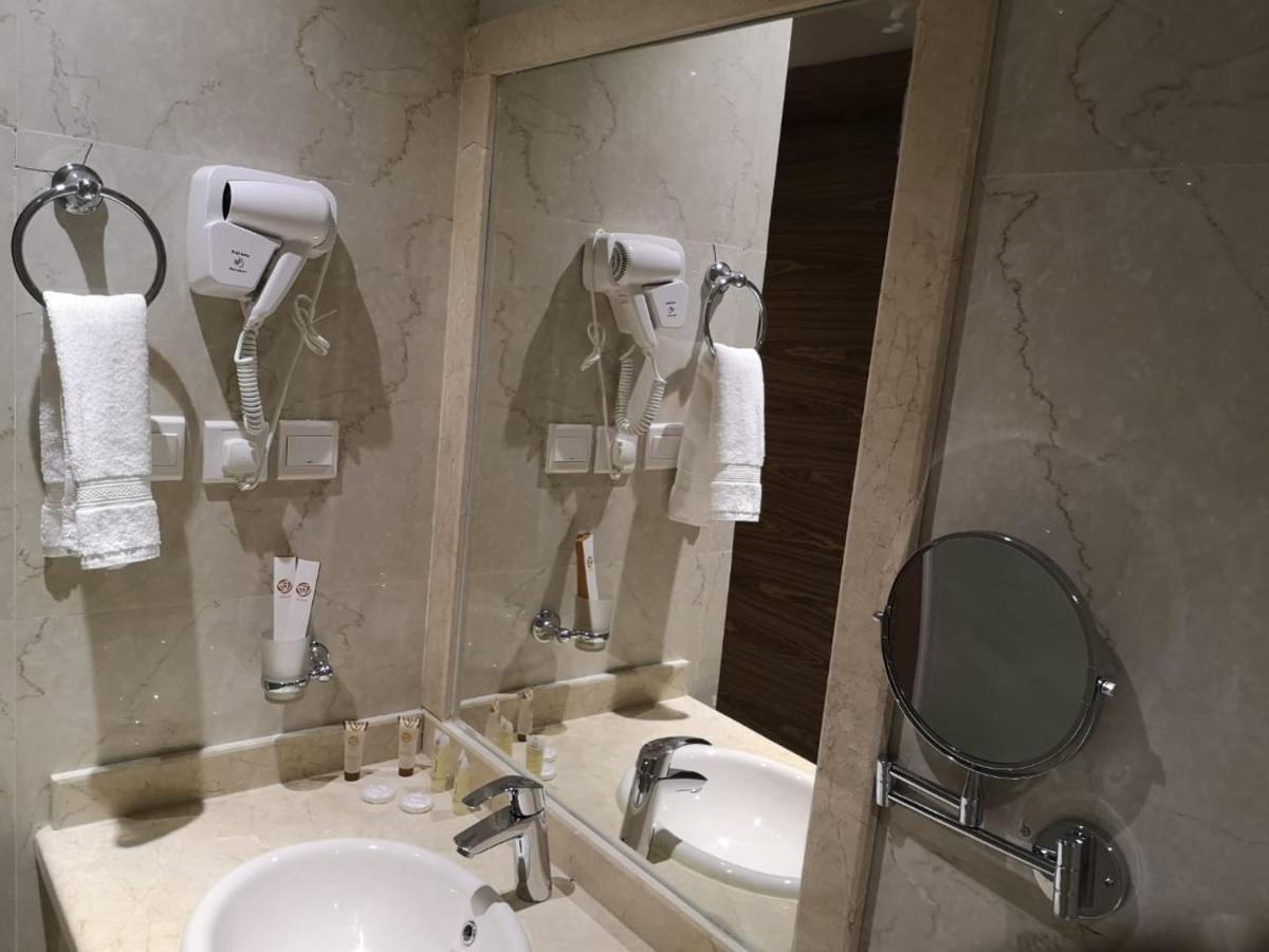 Makarem Hotel Apartments Эр-Рияд Экстерьер фото