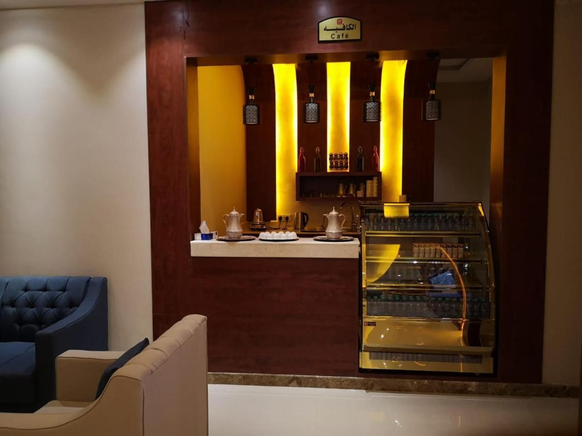 Makarem Hotel Apartments Эр-Рияд Экстерьер фото